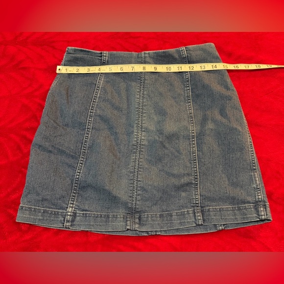 FREE PEOPLE SIZE 8 Perfect Condition Denim Skirt C Pictures 4 Measurements 😍🥰❤️ - Picture 9 of 11